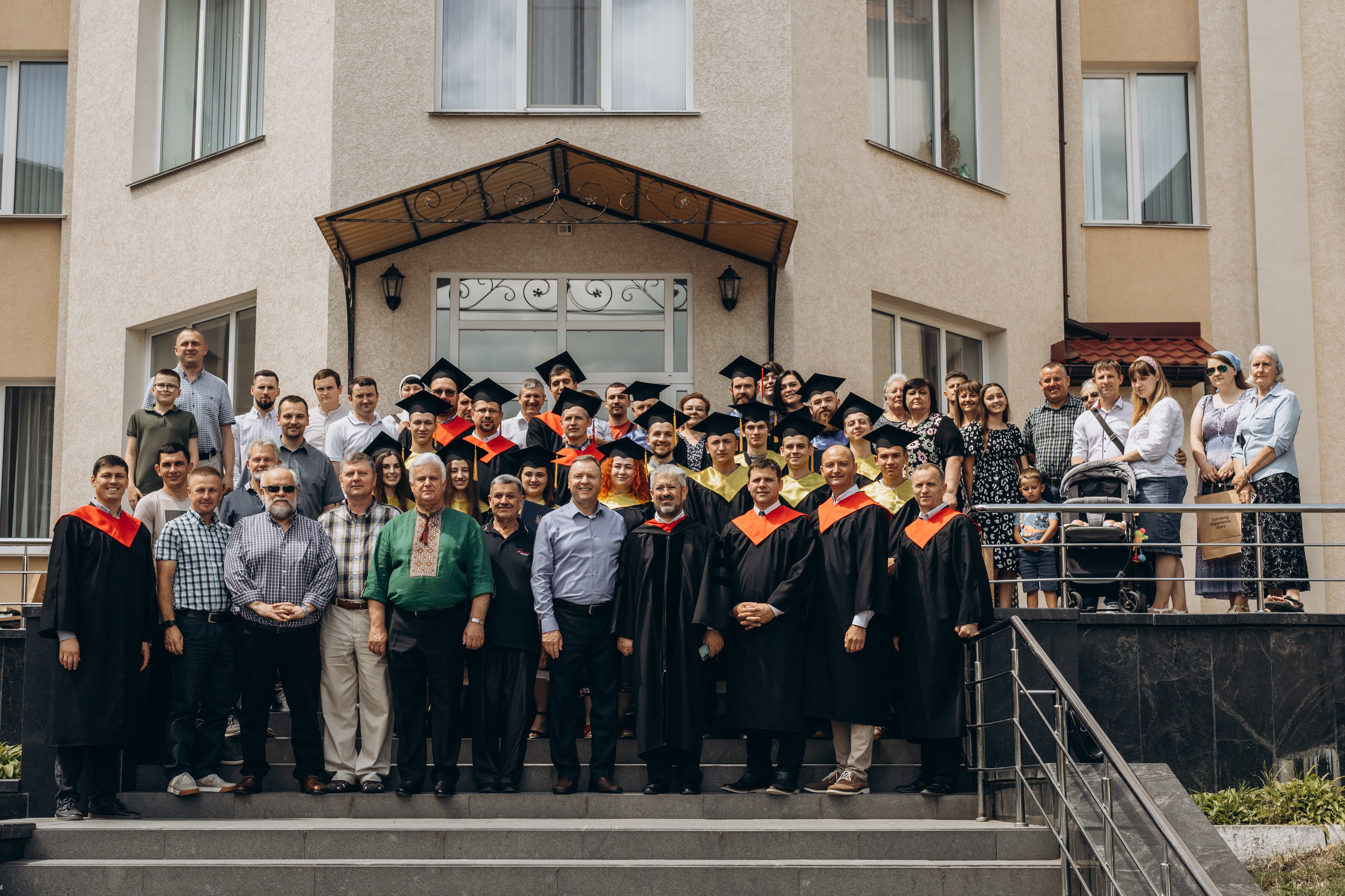 Випуск у Вінницькій Біблійній Семінарії